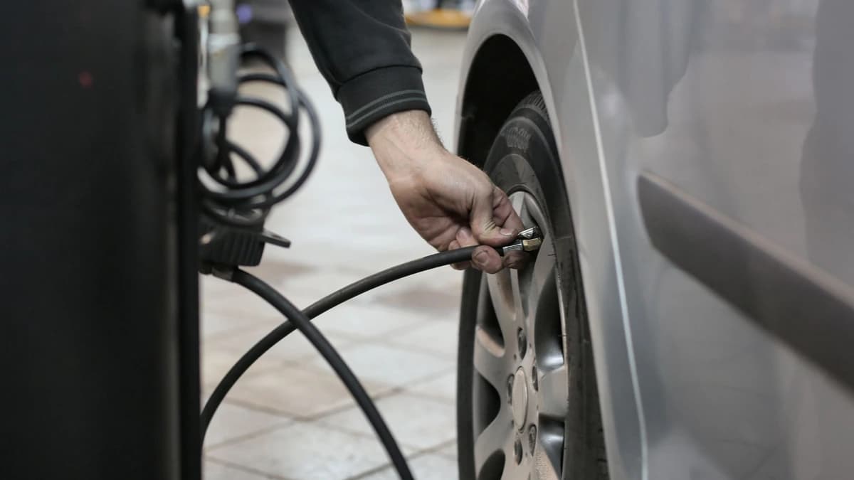 Quantas Libras Colocar no Pneu? Como Descobrir a Calibragem Correta do Seu Carro